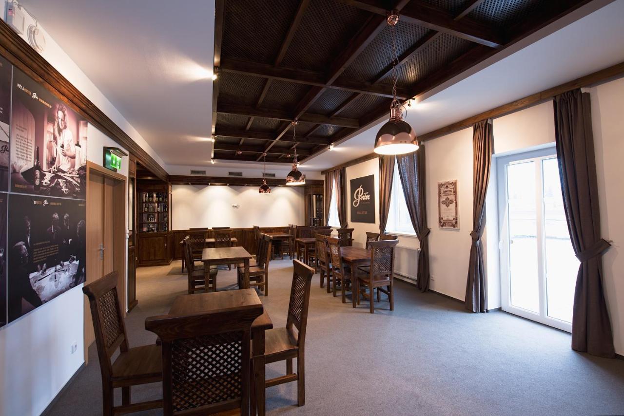 Hotel Slavia 스비타비 외부 사진